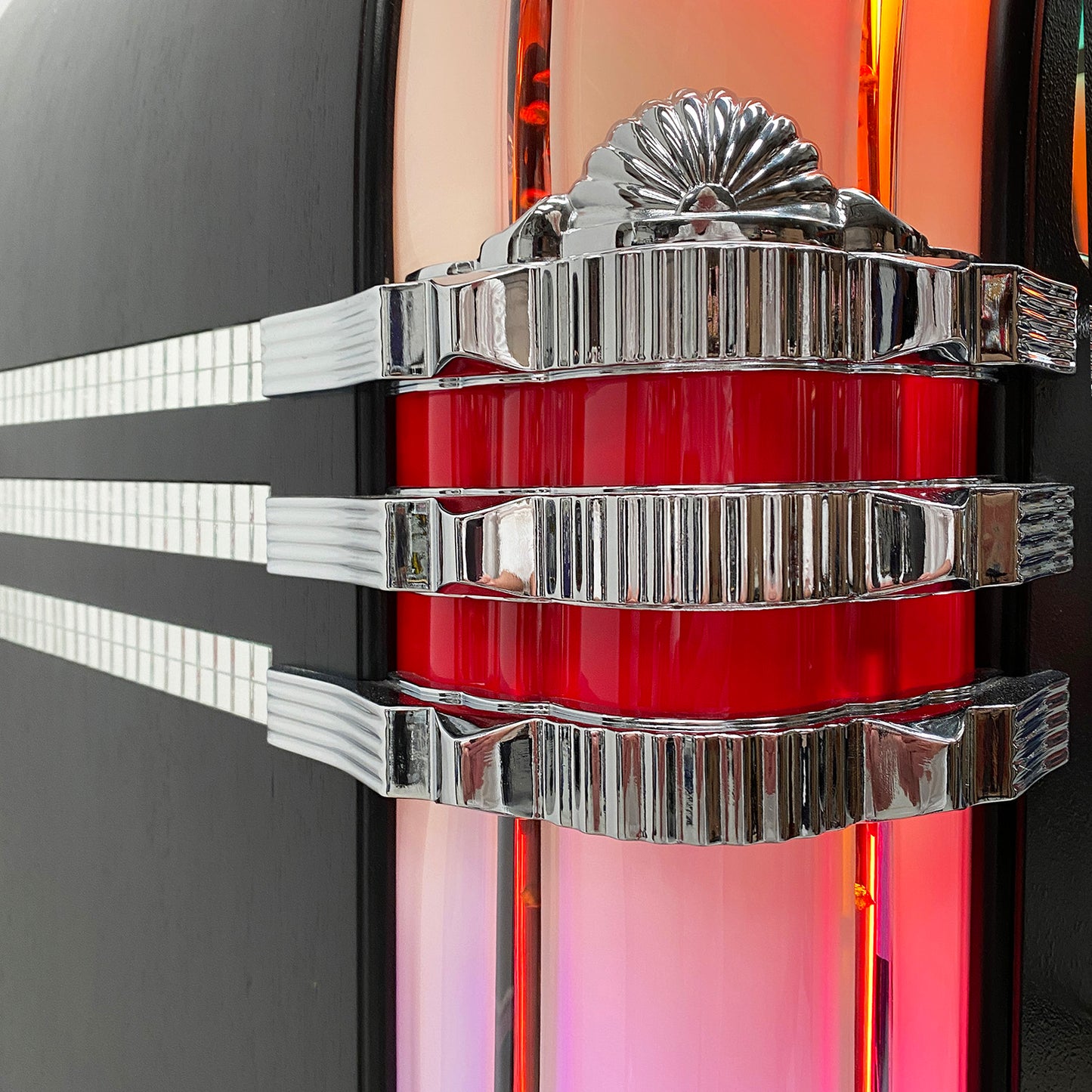 Rock-Ola Bubbler CD Jukebox In Gloss Black - Gaming Blaze